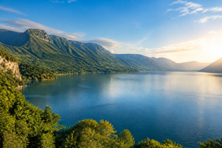 Lac du bourget savoie france